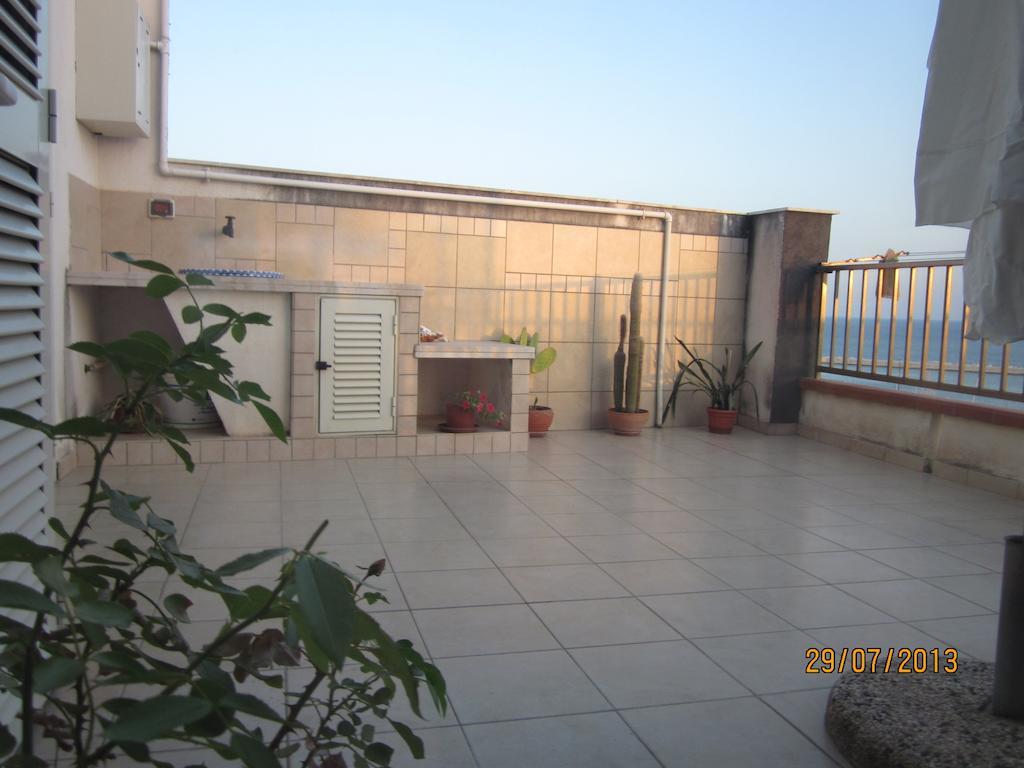 Attico Con Vista Panoramica Sul Mare Lägenhet Sciacca Rum bild