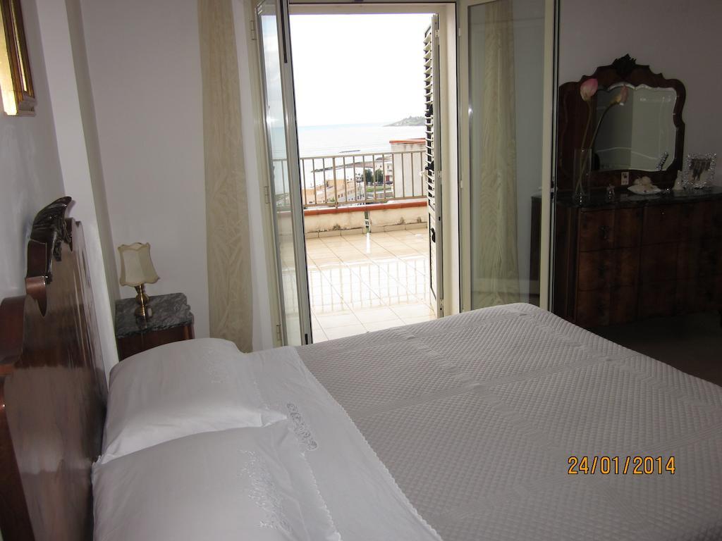 Attico Con Vista Panoramica Sul Mare Lägenhet Sciacca Rum bild