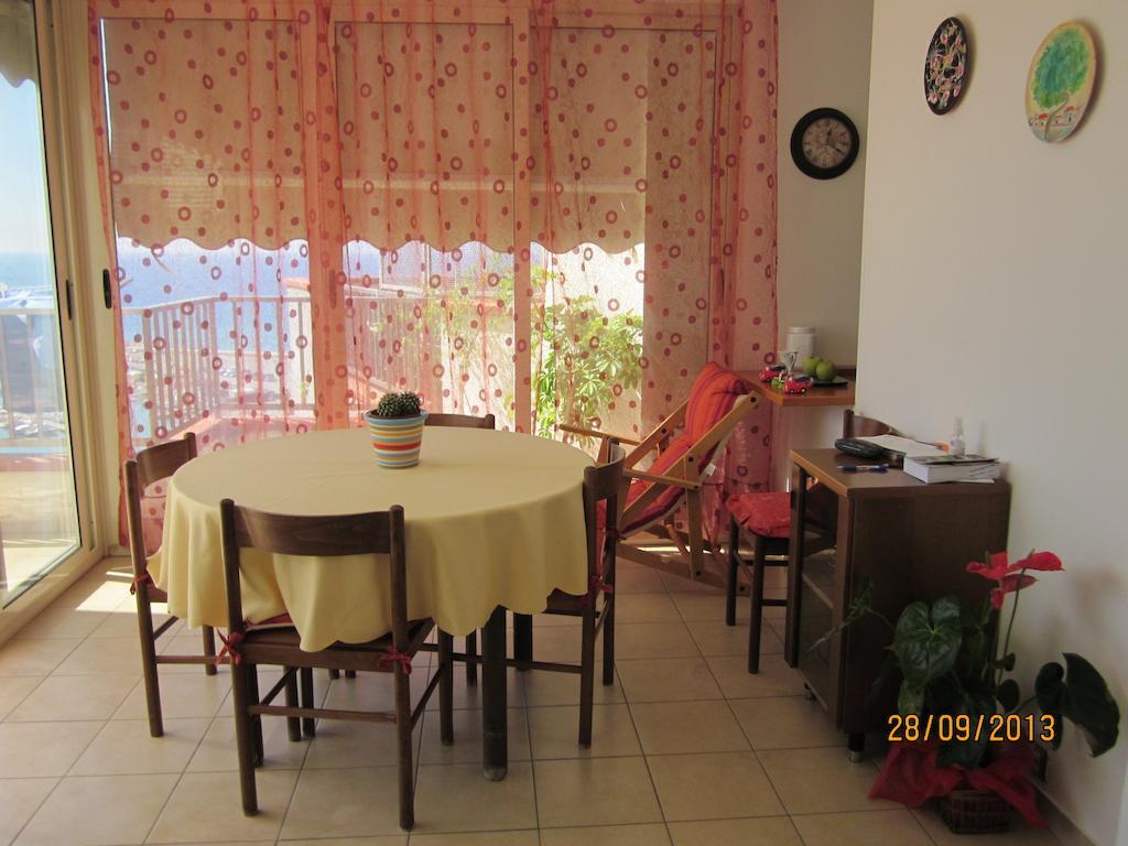 Attico Con Vista Panoramica Sul Mare Lägenhet Sciacca Rum bild
